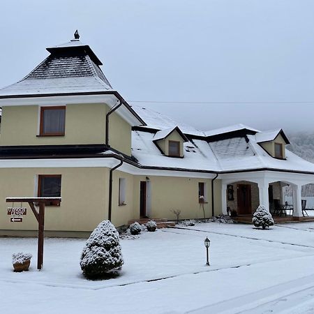 Penzion U Dvoch Levov Оравски Подзамок Екстериор снимка
