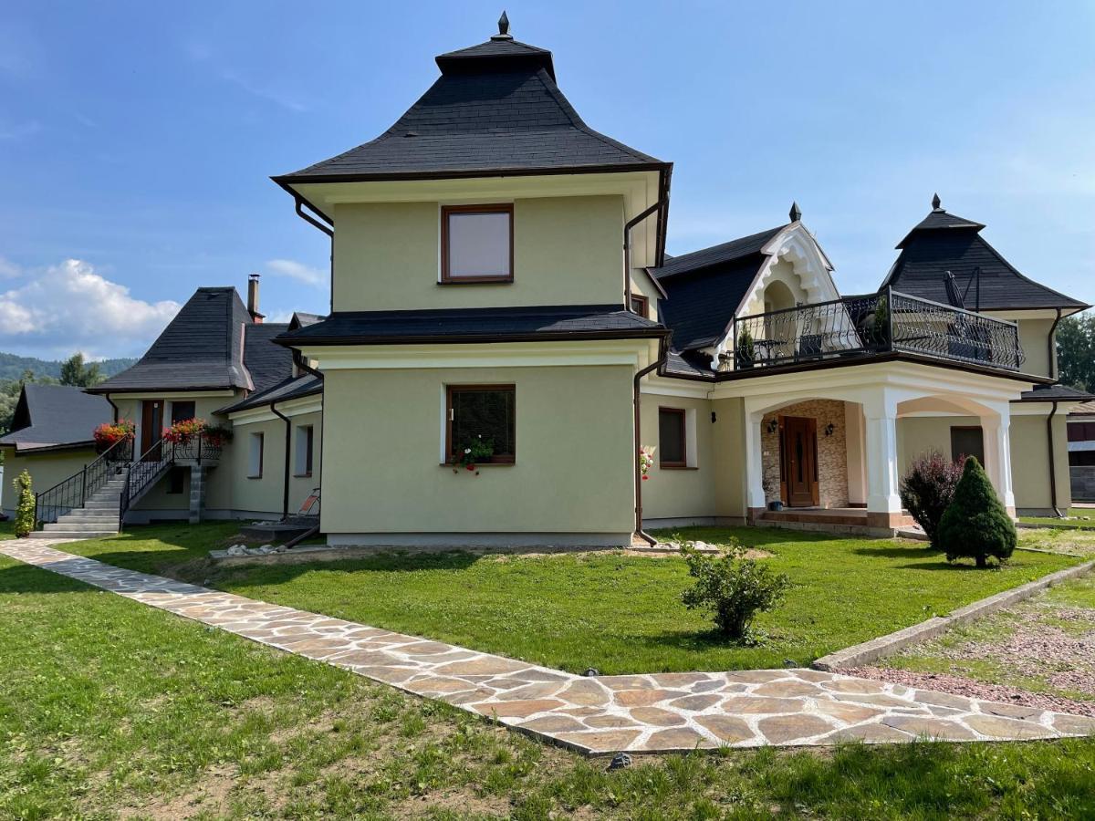 Penzion U Dvoch Levov Оравски Подзамок Екстериор снимка