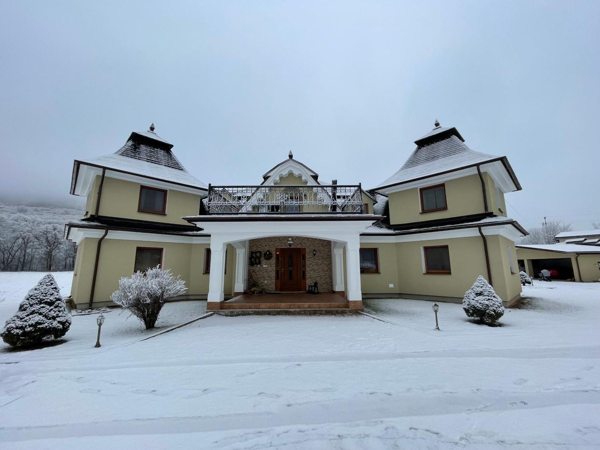 Penzion U Dvoch Levov Оравски Подзамок Екстериор снимка